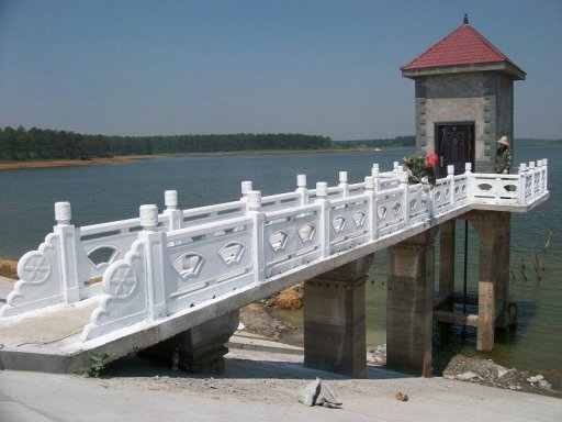 ˮ��ӵ�����