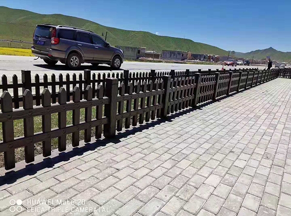 ���̰���